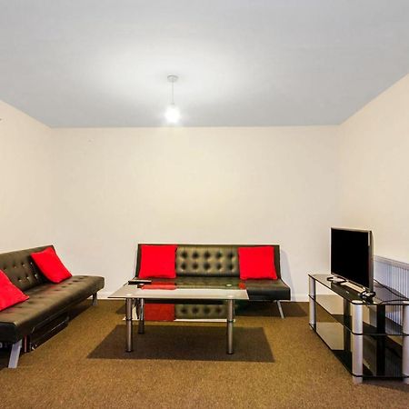 Spacious Studio Flat- Watford Junction & Harry Potter World Eksteriør billede