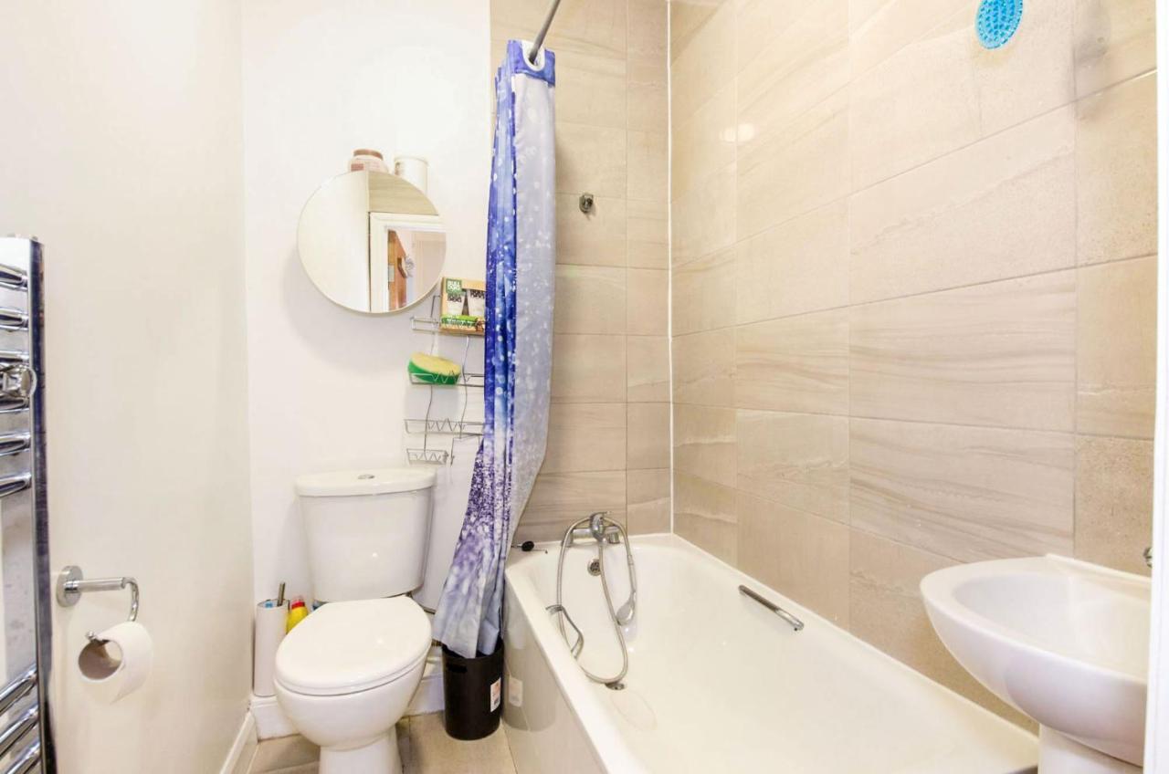 Spacious Studio Flat- Watford Junction & Harry Potter World Eksteriør billede
