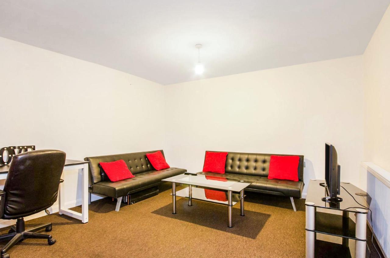 Spacious Studio Flat- Watford Junction & Harry Potter World Eksteriør billede